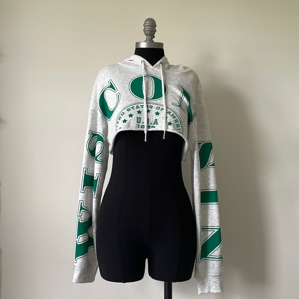 Cropped Wisconsin Hooded Sweatshirt size X-Small - never worn